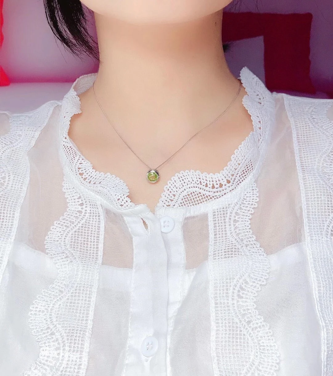 Title 4, Peridot Bubble kettinghanger voor dames, een st...