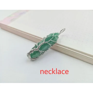 Pingente Árvore da Sorte com Prisma Hexagonal para Homens e Mulheres. Atraia a sorte com este amuleto único e elegante. Presente perfeito.