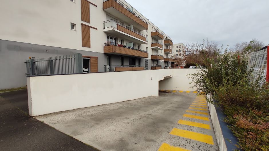 Vente parking  31 m² à Nantes (44000), 46 800 €