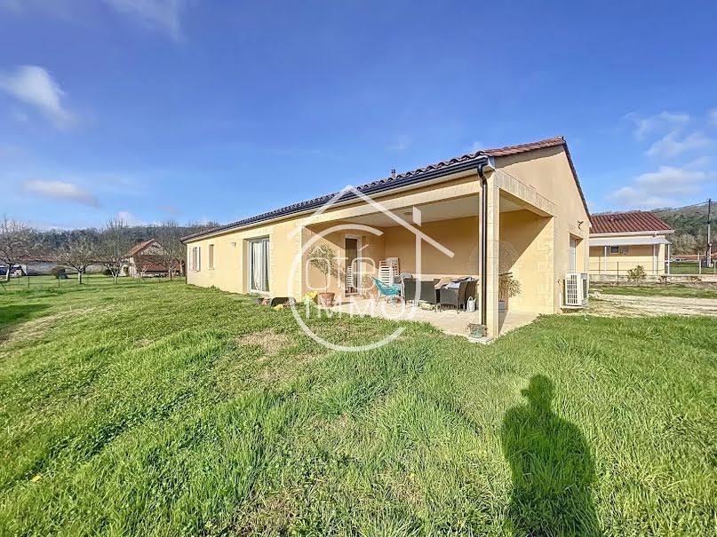 Vente maison 4 pièces 101.86 m² à Montignac (24290), 259 000 €