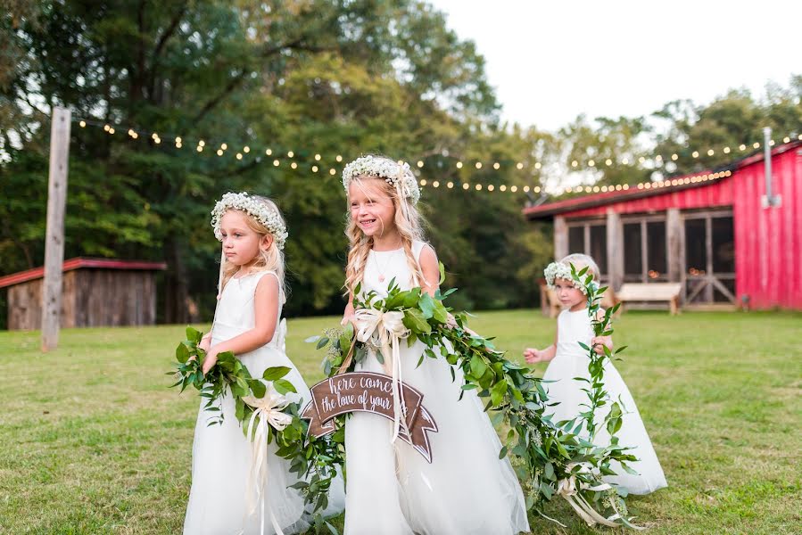 Fotografo di matrimoni Camille Leigh (camilleleigh). Foto del 4 maggio 2023