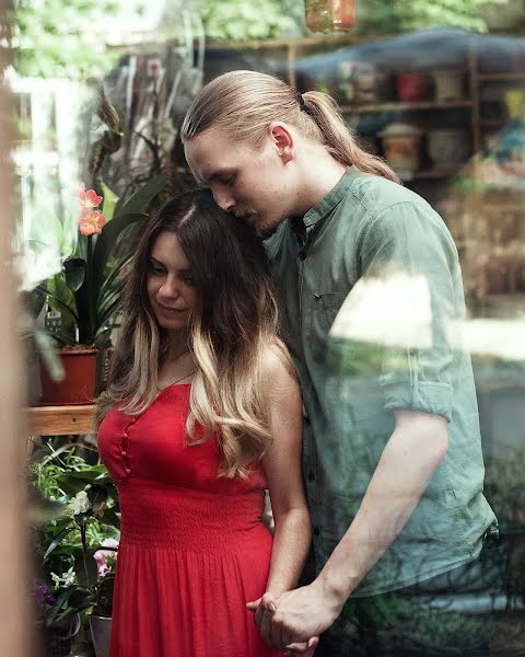 Wedding photographer Aleksey Golubkov (golubkovphoto). Photo of 21 June 2019