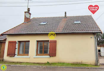 maison à La Guerche-sur-l'Aubois (18)