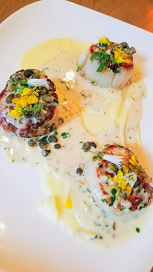 A Look at Il Solito PDX, Il Solito Scallop Alla Piccata with lemon, caper, parsley, over potato puree