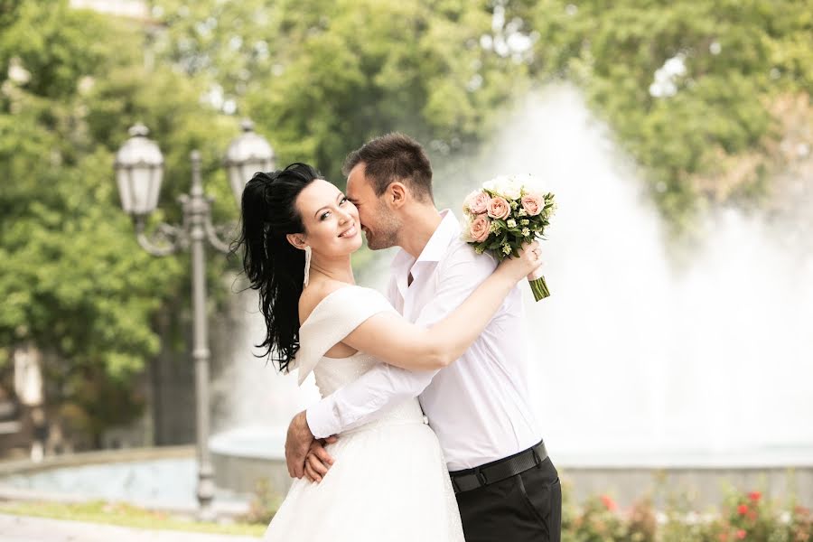 Fotógrafo de bodas Oksana Borovko (sana). Foto del 17 de junio 2020