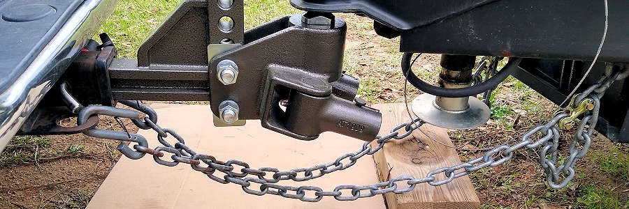 When One Vehicle is Towing Another by Means of a Chain: Safety Precautions and Tips
