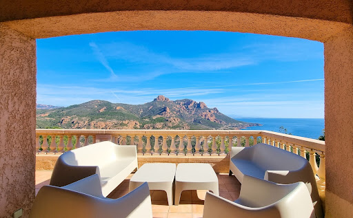 Villa with pool and terrace 1