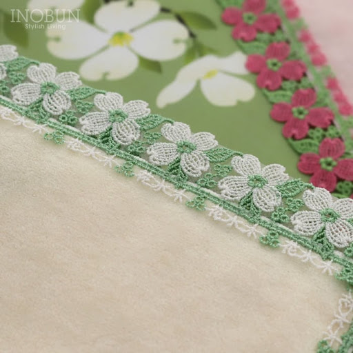 近沢レース店 ハナミズキ アイボリー 12月 シーズンタオルハンカチ