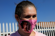 In an interview with Pixie Pink, Botes’s sister Mariska Oosthuizen, an activist for abused women and children, said they became suspicious after not hearing anything from her.