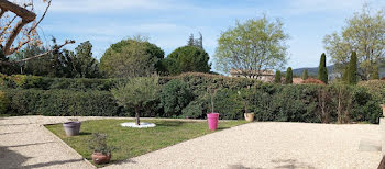 villa à Lourmarin (84)