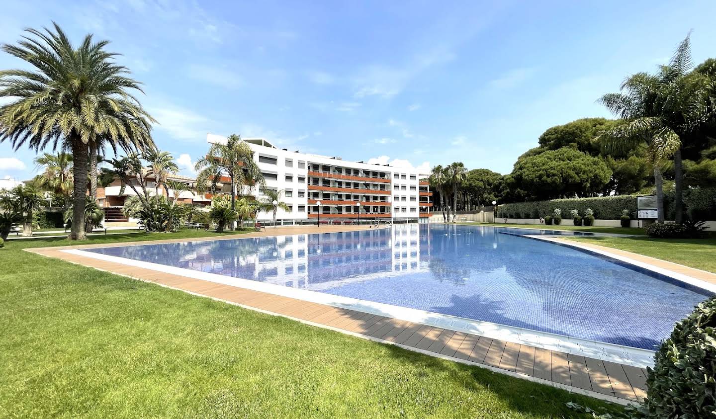 Apartment with pool Cambrils