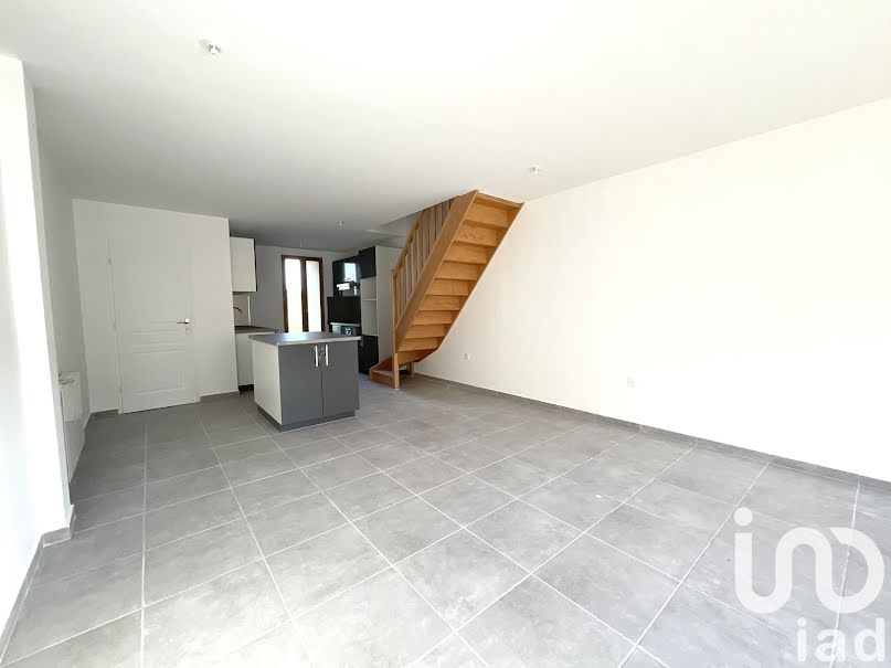 Vente maison 6 pièces 124 m² à Guignes (77390), 236 500 €