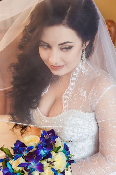 Fotógrafo de casamento Anya Yarovskaya (jannet). Foto de 25 de janeiro 2019