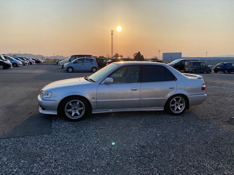 カローラのカローラGT・セーフティードライブに関するカスタム事例の投稿画像2枚目