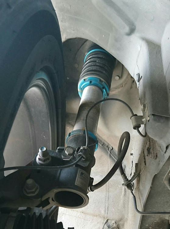 フォレスターの車高調整に関するカスタム事例の投稿画像1枚目