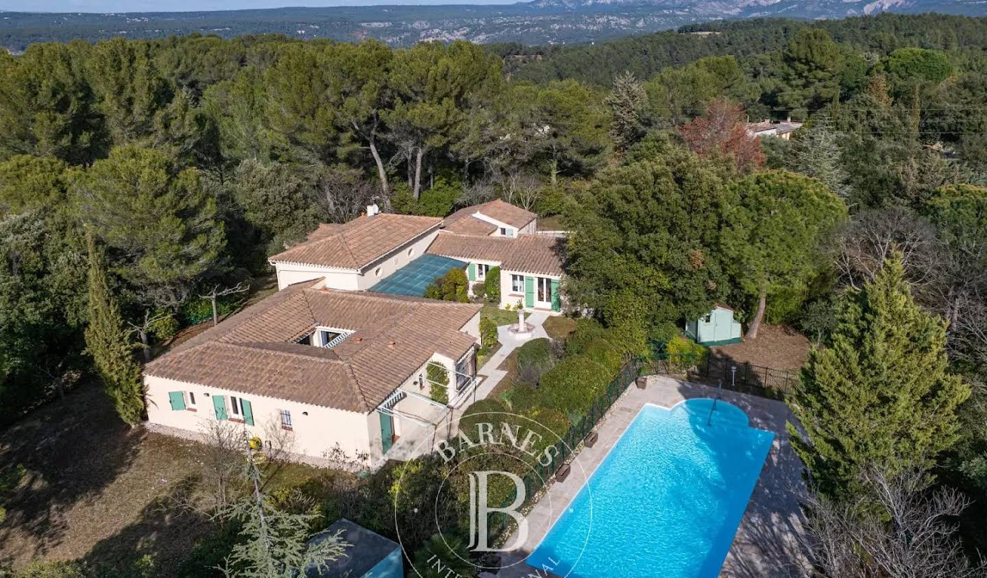 House with pool Aix-en-Provence