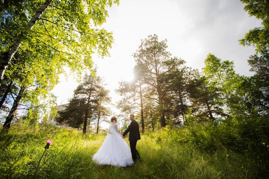 Wedding photographer Anastasiya Rogova (nastasssia). Photo of 7 February 2020