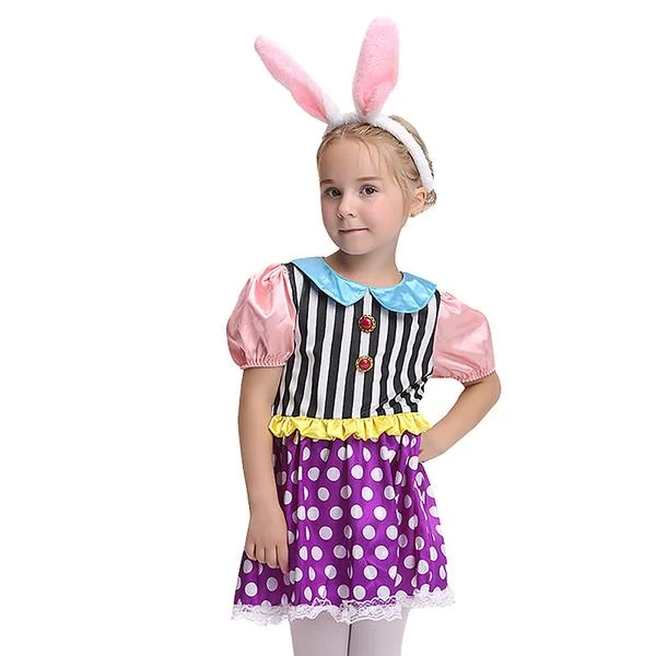 Title 1, Vêtements enfants pour la Journée des Enfants. ...
