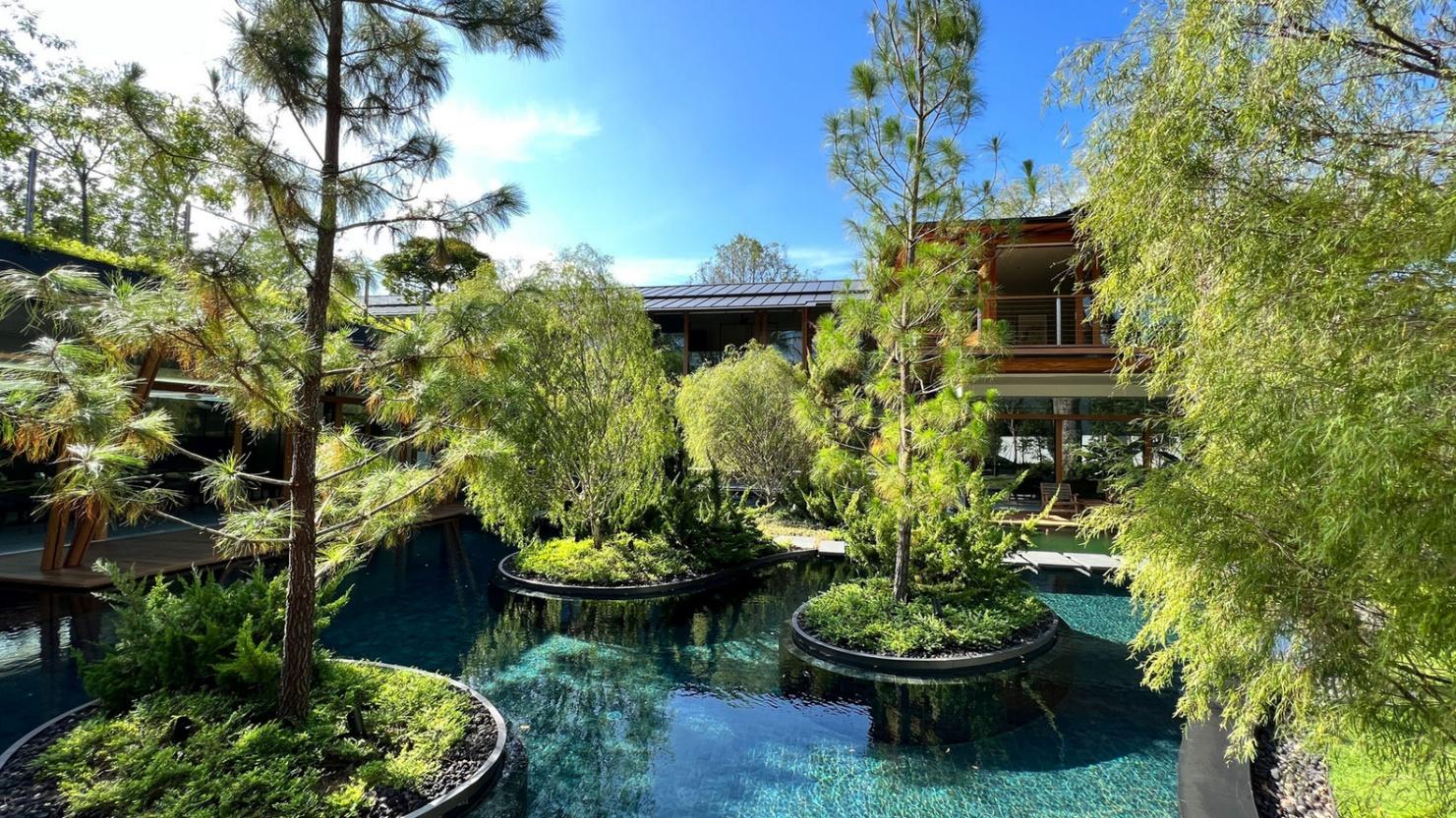 Beautiful Water Garden House Design