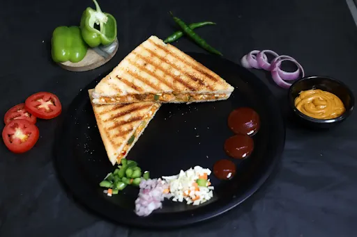 Chef Special Club Sandwich [4 Slices]