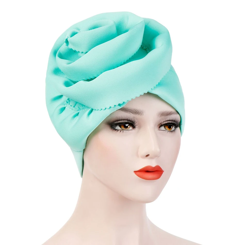 Nieuwe Side Plate Flower Oversized Edge Flower Bandana Hoed, een modieuze bloemenlook, perfect voor een zomerse outfit