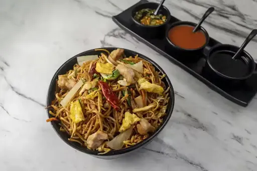 Chicken Singapuri Noodles