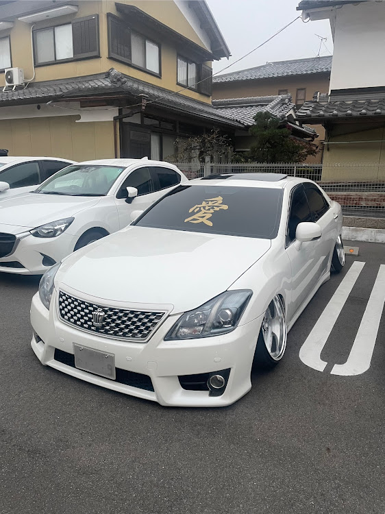 クラウンアスリートの#GRS200・20クラウン・200系クラウンに関するカスタム事例の投稿画像3枚目