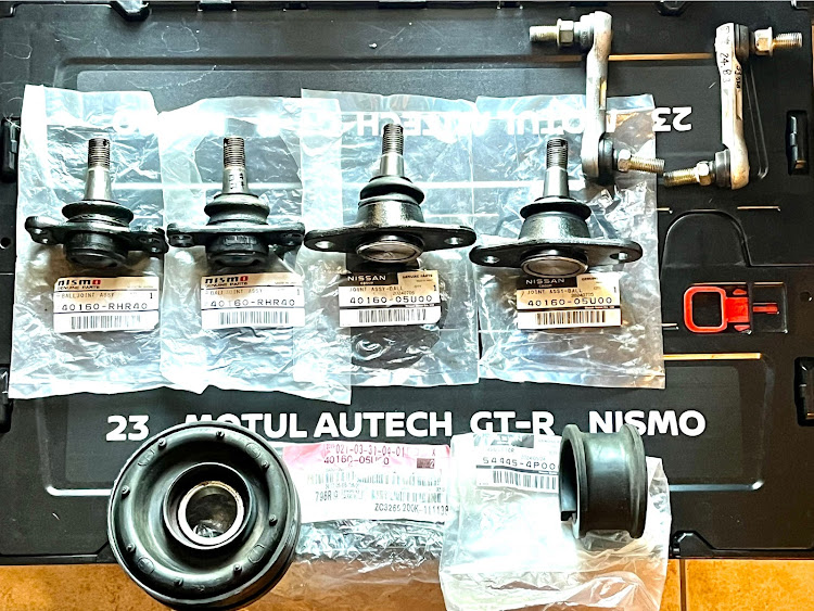 スカイライン GT-Rの残暑お見舞い申し上げます・夏休みの自由研究・33万km無交換部品の観察・夏っぽい写真展に関するカスタム事例の投稿画像1枚目