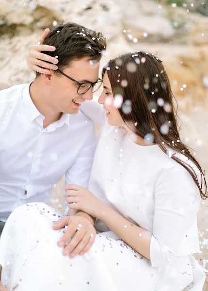 Fotógrafo de casamento Dmitriy Melnikov (melnikof). Foto de 30 de agosto 2016