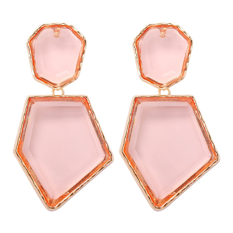 Boucles d'oreilles pentagramme géométriques pour femmes, tendance mode. Accessoire parfait pour un look unique et stylé. Sublimez votre style avec ces boucles d'oreilles.