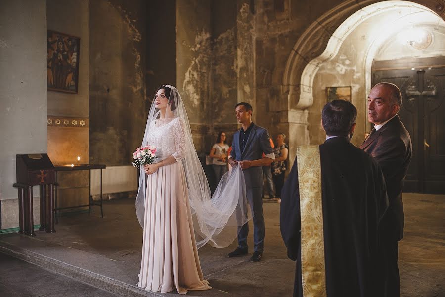 Fotógrafo de casamento Svitlana Raychuk (clerstudio). Foto de 17 de outubro 2016