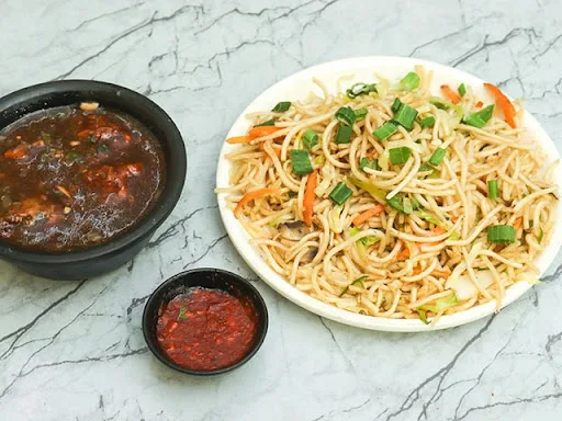 Paneer Hakka Noodles