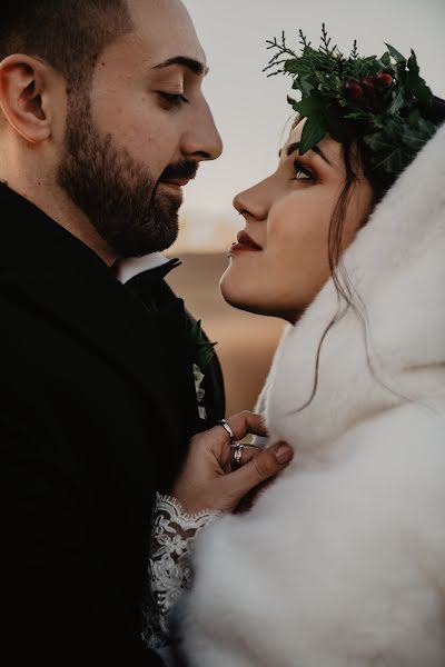 Wedding photographer Emanuele Guadagno (inbiancoenero). Photo of 3 January 2019