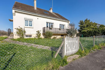 maison à Blérancourt (02)