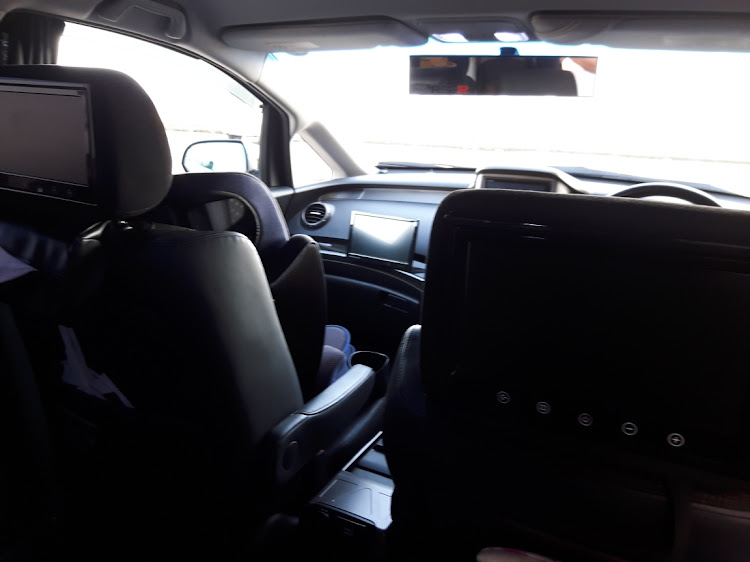 オデッセイの洗車・内装紹介に関するカスタム事例の投稿画像2枚目