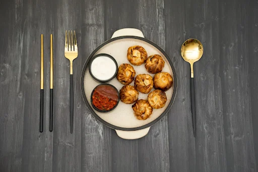 Corn Cheese Fried Momos [6 Pieces]