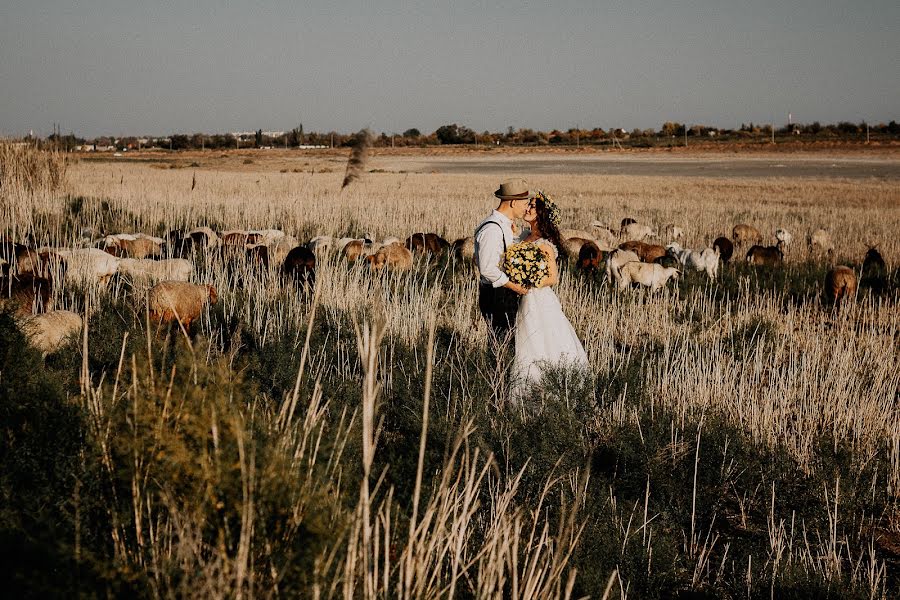 結婚式の写真家Albert Dunboyanov (albert)。2021 2月1日の写真