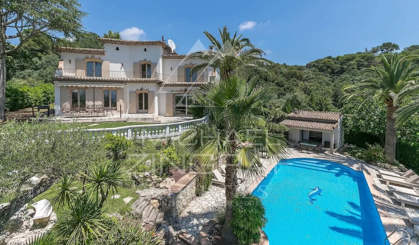 Villa with pool Mougins