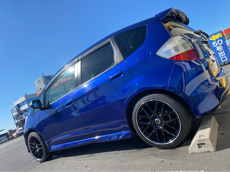 フィットの洗車・きれいになった✨・コメダ珈琲に関するカスタム事例の投稿画像2枚目