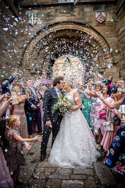 Wedding photographer Lee Gibbins (leegibbinsphoto). Photo of 7 February 2019