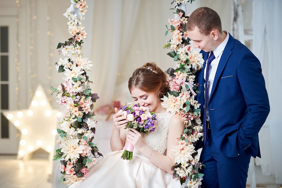 Fotografo di matrimoni Roman Gukov (grom13). Foto del 24 marzo 2019