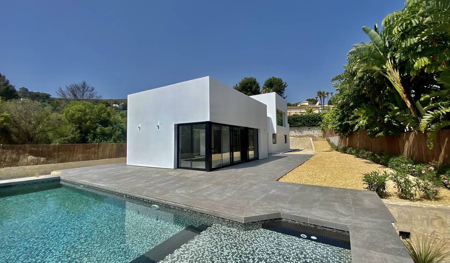 House with pool and garden Xàbia