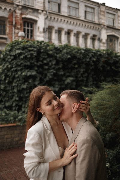 Wedding photographer Slava Khvorostyanyy (khworostyani). Photo of 10 August 2021