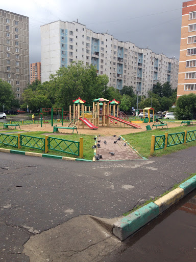 Playground Зонтики