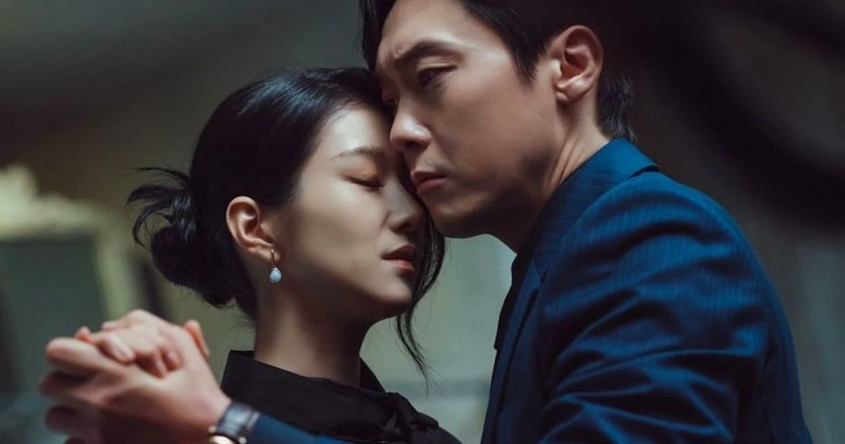 Unconventional kisses in kDramas. Can you think of any others? : r/KDRAMA