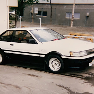 カローラレビン AE86