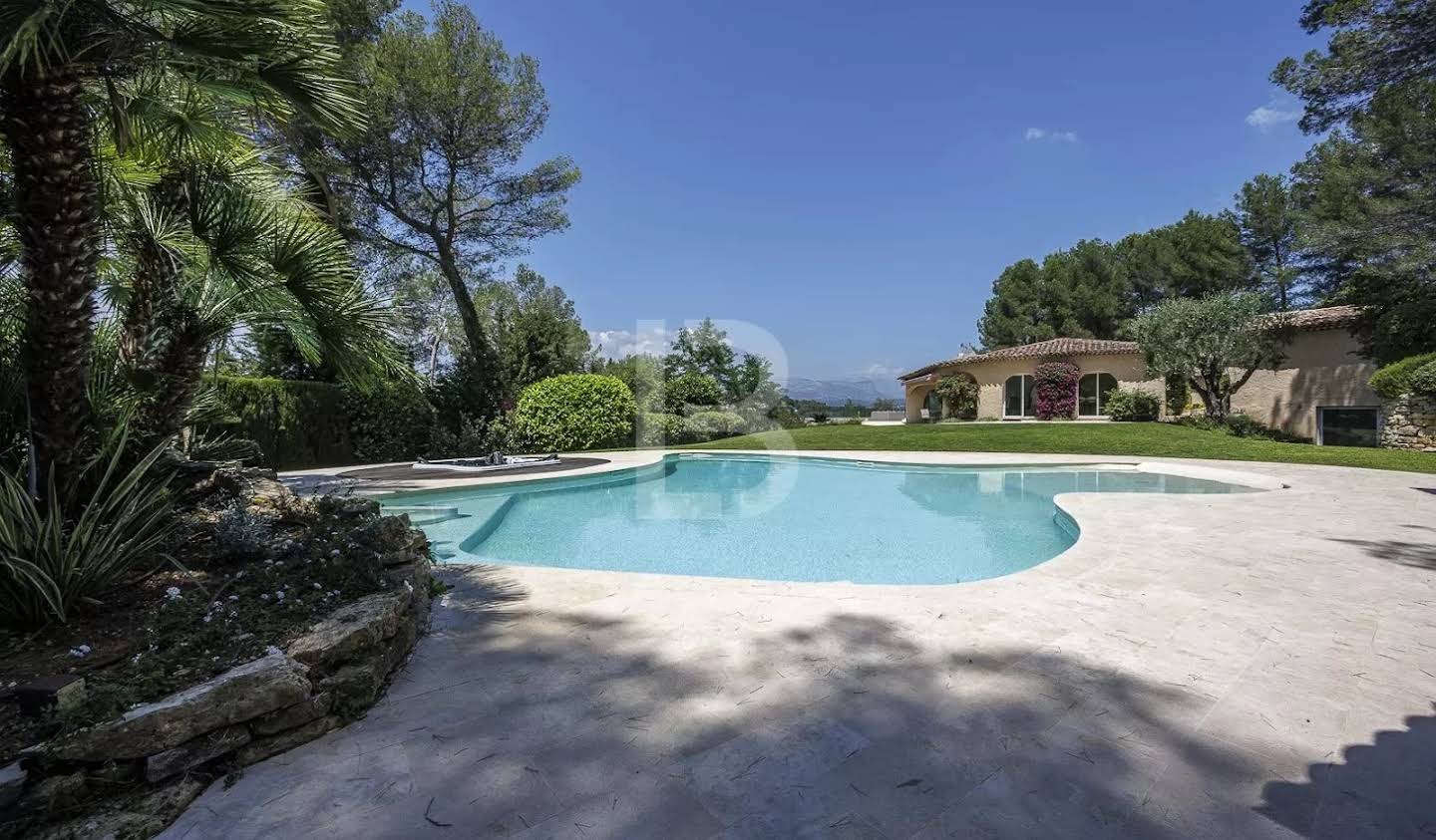 House with pool and garden Mouans-Sartoux