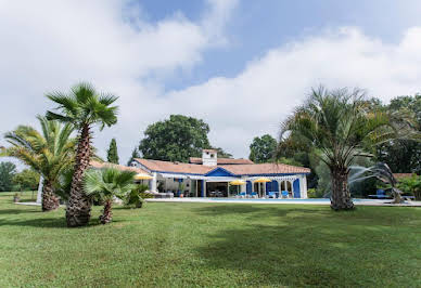 Villa with pool and terrace 1