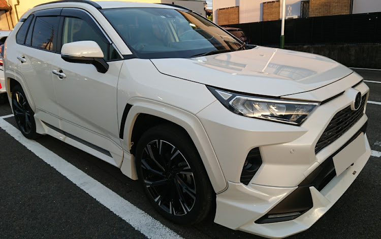 RAV4のRAV4乗りさんと繋がりたい・rav4のある生活・TRD street monster・医療従事者にエールをに関するカスタム事例の投稿画像1枚目