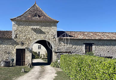 Maison avec piscine 1